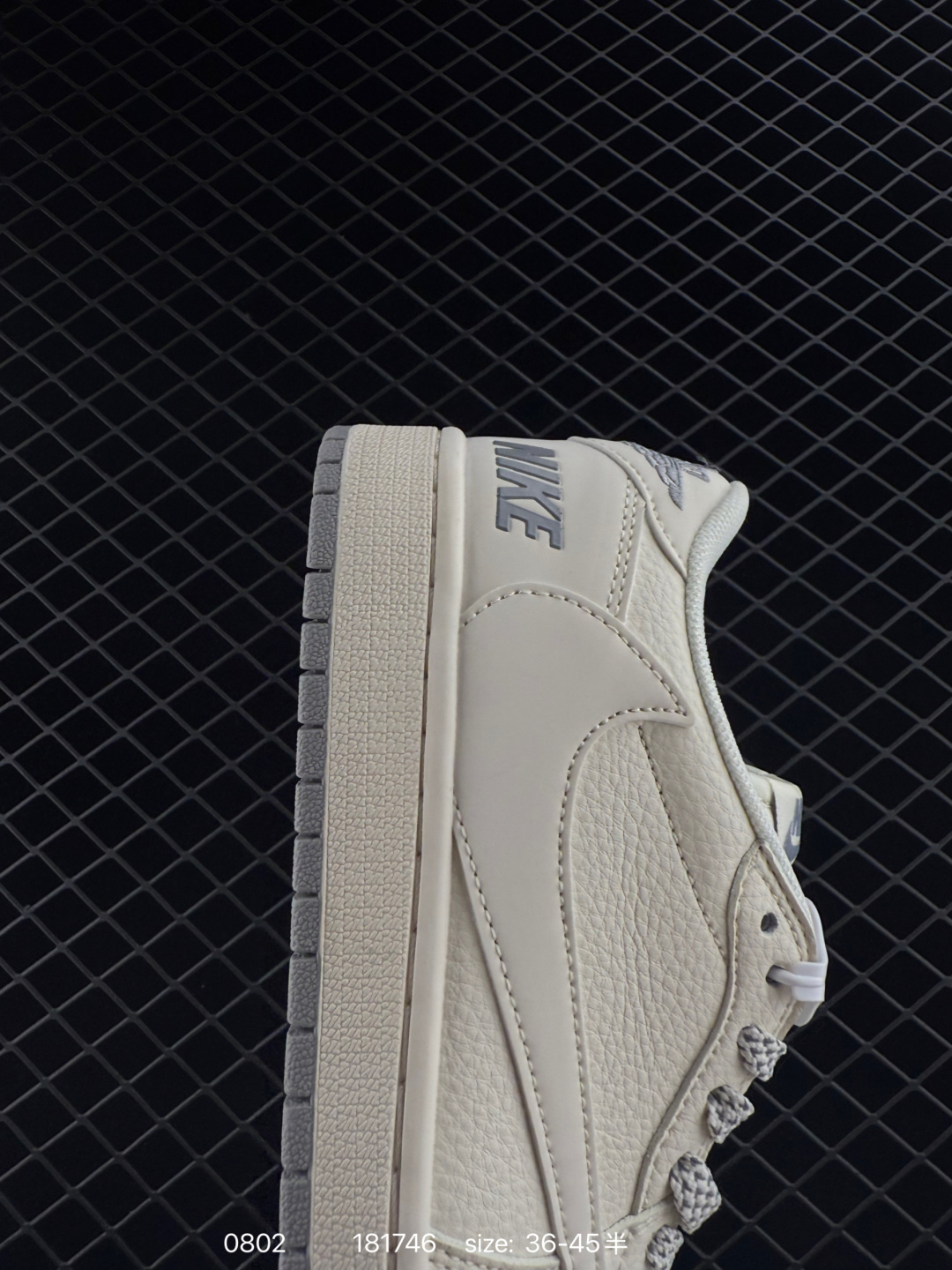 Travis Scott x Air Jordan 1 ” Reverse Mocha “